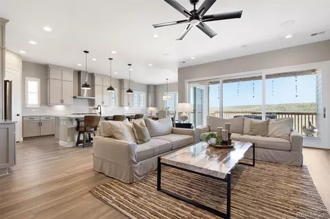 6950 S Yantley Ct, Aurora, CO 80016