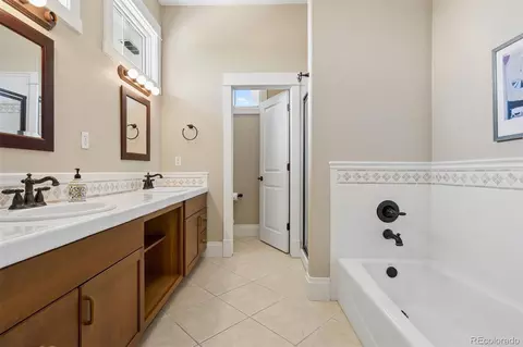 Bath - 3660 E Warren Ave, Denver, CO 80210 photo 4 of 4