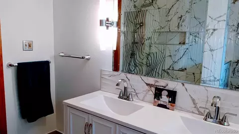 Bath - 2500 E Mexico Ave, Denver, CO 80210 photo 3 of 5