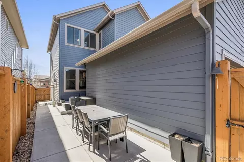 Exterior - 11399 E 25th Dr, Aurora, CO 80010 photo 3 of 6