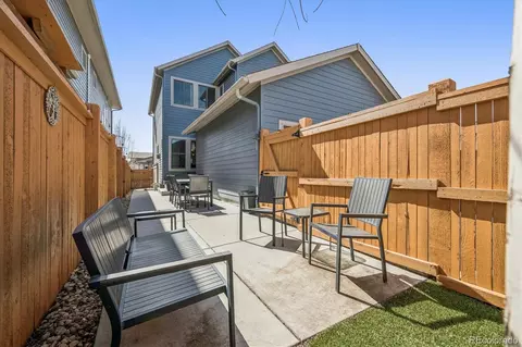 Exterior - 11399 E 25th Dr, Aurora, CO 80010 photo 4 of 6