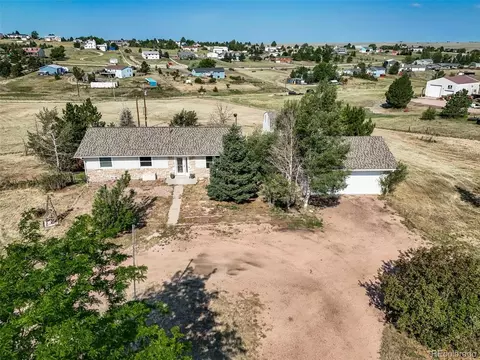 8245 Sun Country Dr, Elizabeth, CO 80107