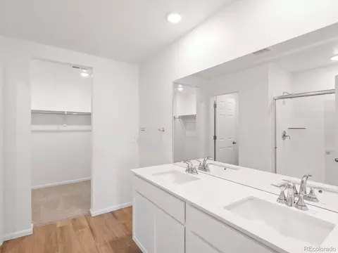 Bath - 21256 E 65th Dr, Aurora, CO 80019 photo 1 of 3