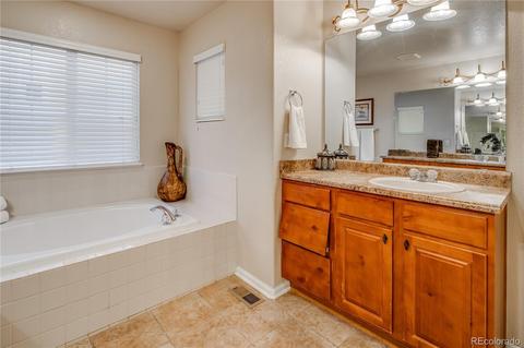 21181 E Flora Pl, Aurora, CO 80013 photo 19