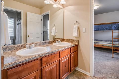 21181 E Flora Pl, Aurora, CO 80013 photo 25