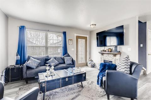 4847 Duluth Ct, Denver, CO 80239 photo 4