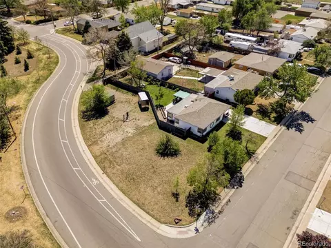 910 S Alcott St, Denver, CO 80219