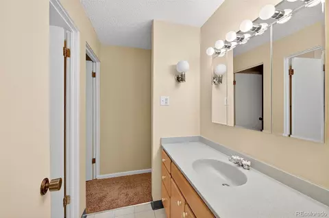6434 E Bates Ave, Denver, CO 80222 photo 24