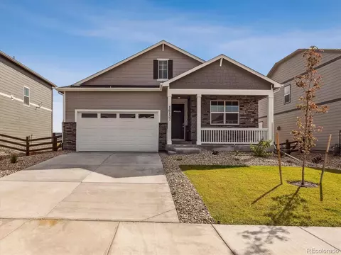 27694 E Byers Ave, Aurora, CO 80018