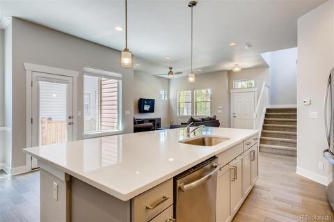 10230 E 26th Ave, Aurora, CO 80010 photo 12