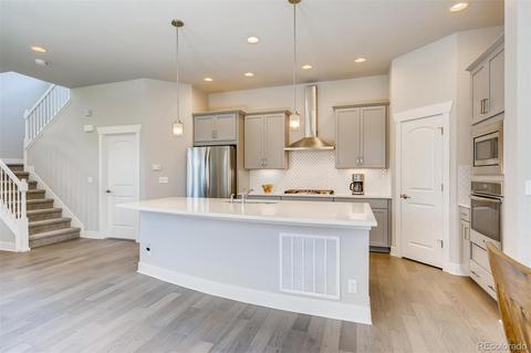 10230 E 26th Ave, Aurora, CO 80010 photo 9