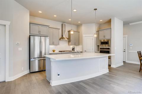 10230 E 26th Ave, Aurora, CO 80010 photo 10