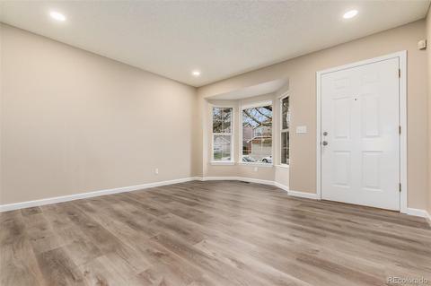 4946 Eugene Ct, Denver, CO 80239 photo 6