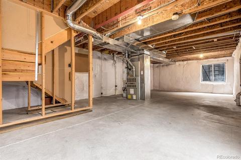 4946 Eugene Ct, Denver, CO 80239 photo 33