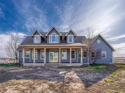 6451 Arrowhead Trl, Elizabeth, CO 80107