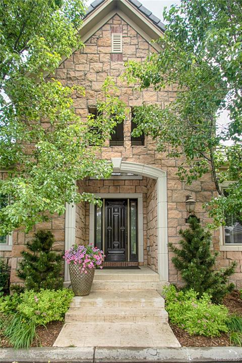 8623 E Iliff Dr, Denver, CO 80231 photo 2