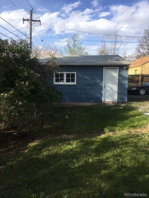 865 Newark St, Aurora, CO 80010 photo 13
