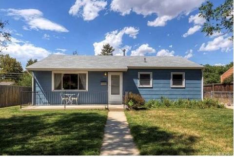 865 Newark St, Aurora, CO 80010 photo 1