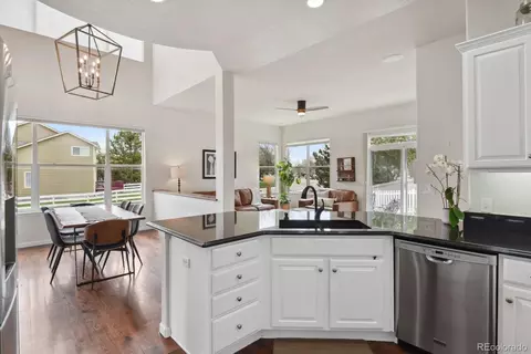 Kitchen - 20709 Euclid Dr, Centennial, CO 80016 photo 4 of 4