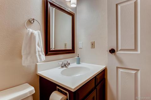 17263 E Princeton Dr, Aurora, CO 80013 photo 14