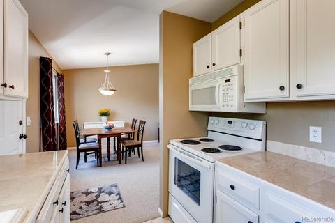 17263 E Princeton Dr, Aurora, CO 80013 photo 12