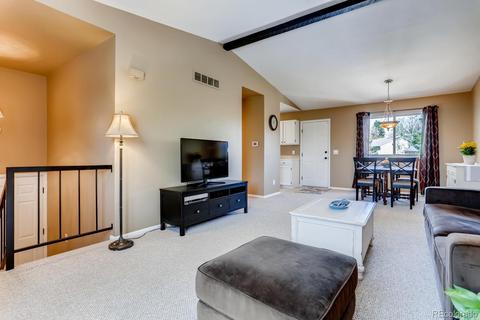 17263 E Princeton Dr, Aurora, CO 80013 photo 5