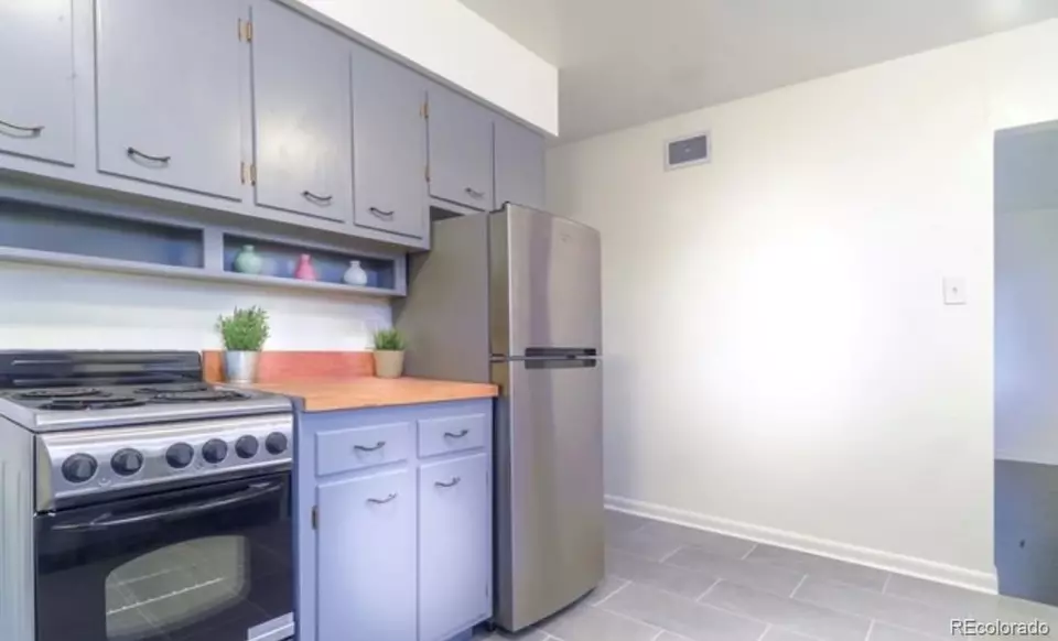 Kitchen - 1701 E Iliff Ave, Denver, CO 80210 photo 6 of 6