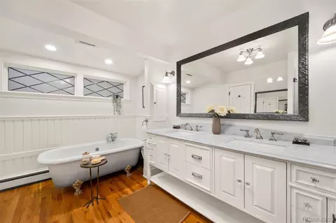 Bath - 4501 Ellsworth Ave, Denver, CO 80246 photo 3 of 8