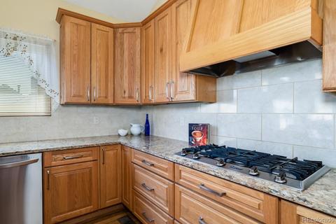 18290 E Harvard Pl, Aurora, CO 80013 photo 11