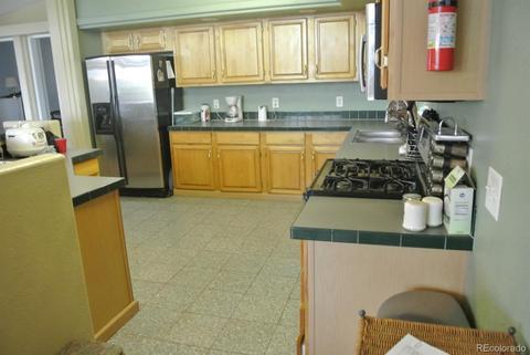 2350 S Manila Rd, Bennett, CO 80102 photo 5