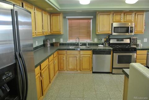 2350 S Manila Rd, Bennett, CO 80102 photo 4