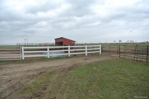 2350 S Manila Rd, Bennett, CO 80102 photo 17