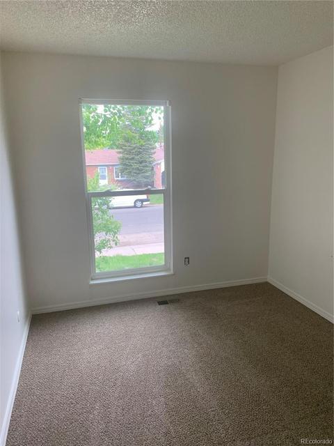 1732 Biscay St, Aurora, CO 80011 photo 6