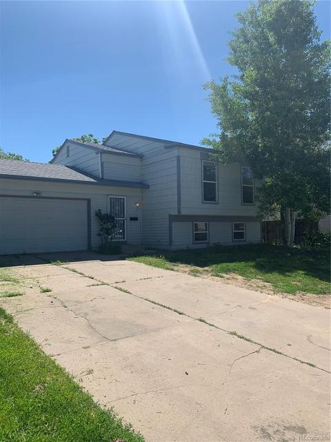 1732 Biscay St, Aurora, CO 80011 photo 2