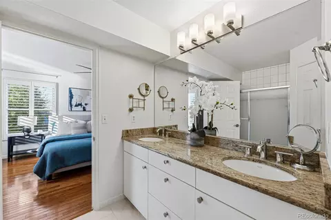 Bath - 918 Ivanhoe St, Denver, CO 80220 photo 1 of 4