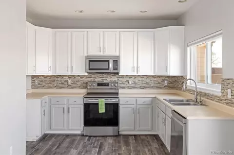 Kitchen - 14853 E 119th Ave, Brighton, CO 80603 photo 4 of 6