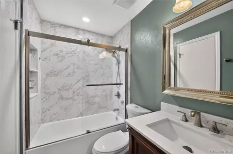 Bath - 17423 E Prentice Cir, Aurora, CO 80015 photo 1 of 3