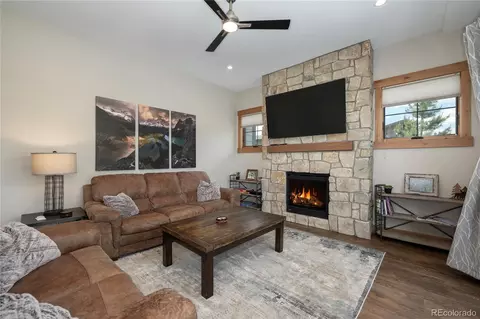 Living - 40 Springview Ln #B102, Fraser, CO 80442 photo 4 of 4