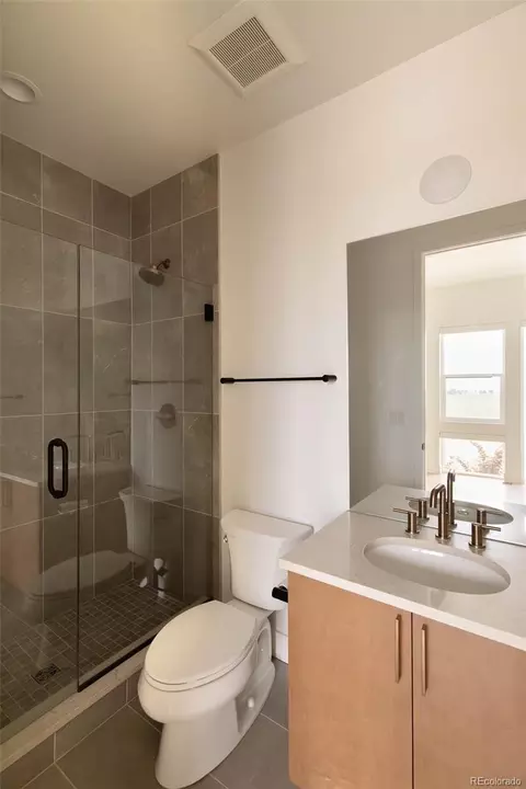 Bath - 9968 E 63rd Dr, Denver, CO 80238 photo 1 of 11