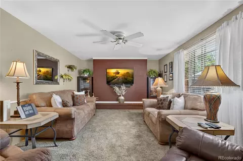 Living - 6371 E Dickenson Pl, Denver, CO 80222 photo 2 of 5