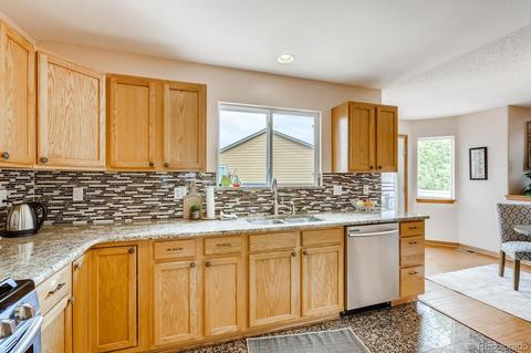 18669 E Hamilton Dr, Aurora, CO 80013 photo 9