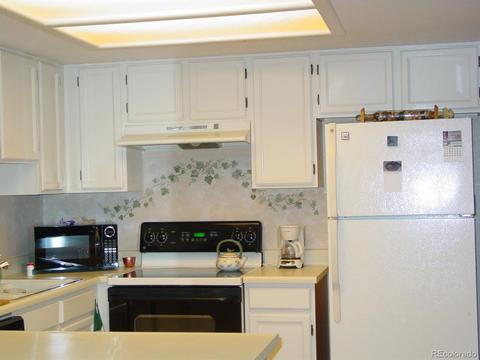 8418 Everett Way #B, Arvada, CO 80005 photo 1