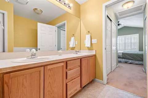 Bath - 15555 E 40th Ave #110, Denver, CO 80239 photo 3 of 5