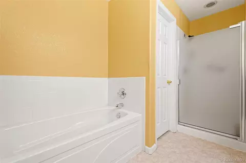 Bath - 15555 E 40th Ave #110, Denver, CO 80239 photo 4 of 5