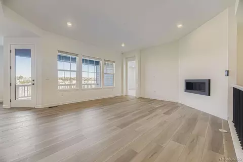 Living - 24515 E Kettle Ct, Aurora, CO 80016 photo 1 of 3