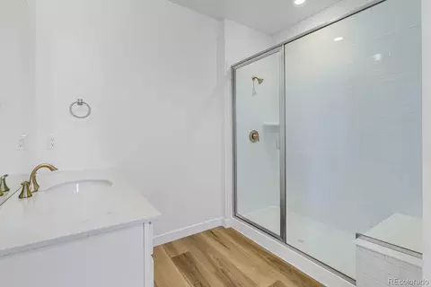 Bath - 7717 S Mobile Way, Centennial, CO 80016 photo 2 of 2