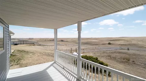 Exterior - 44166 E Iliff Trl, Bennett, CO 80102 photo 4 of 5
