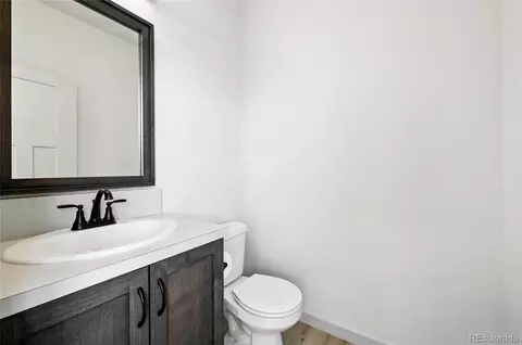 260 E 4th St, Berthoud, CO 80513 photo 8