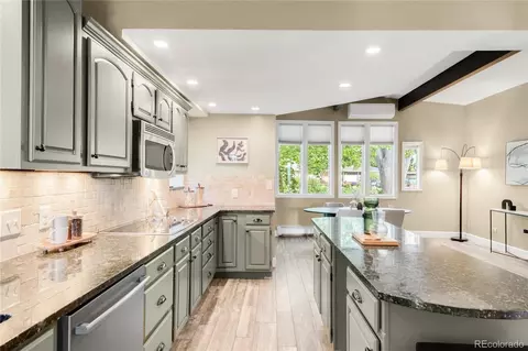 41 Skyline Dr, Lakewood, CO 80215 photo 9