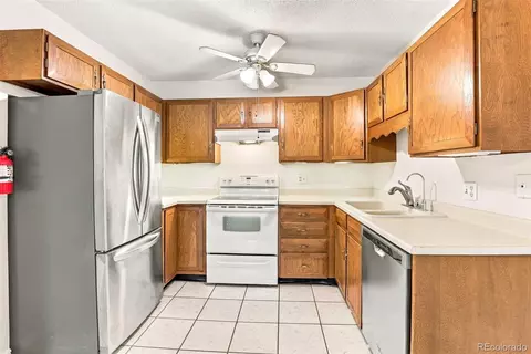 13635 E Bates Ave #212, Aurora, CO 80014